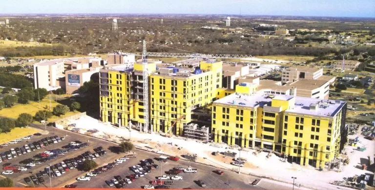 Center for Advanced Medicine under construction
